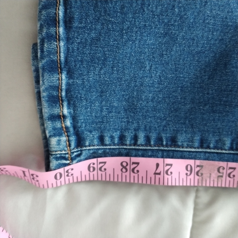 Jack David Distressed Medium Wash Straight Leg Jeans 20 - Picture 9 of 10